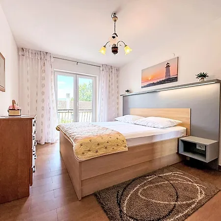 Dom wakacyjny Nevenka By Interhome Čižići