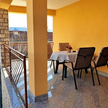 Semesterbostad Nevenka By Interhome Čižići