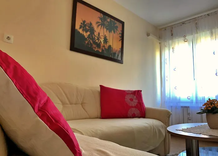 Nevenka By Interhome Semesterbostad Čižići