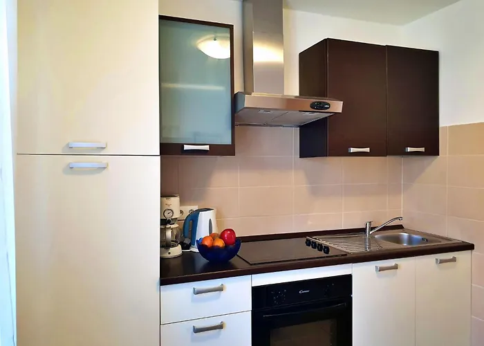 Semesterbostad Nevenka By Interhome